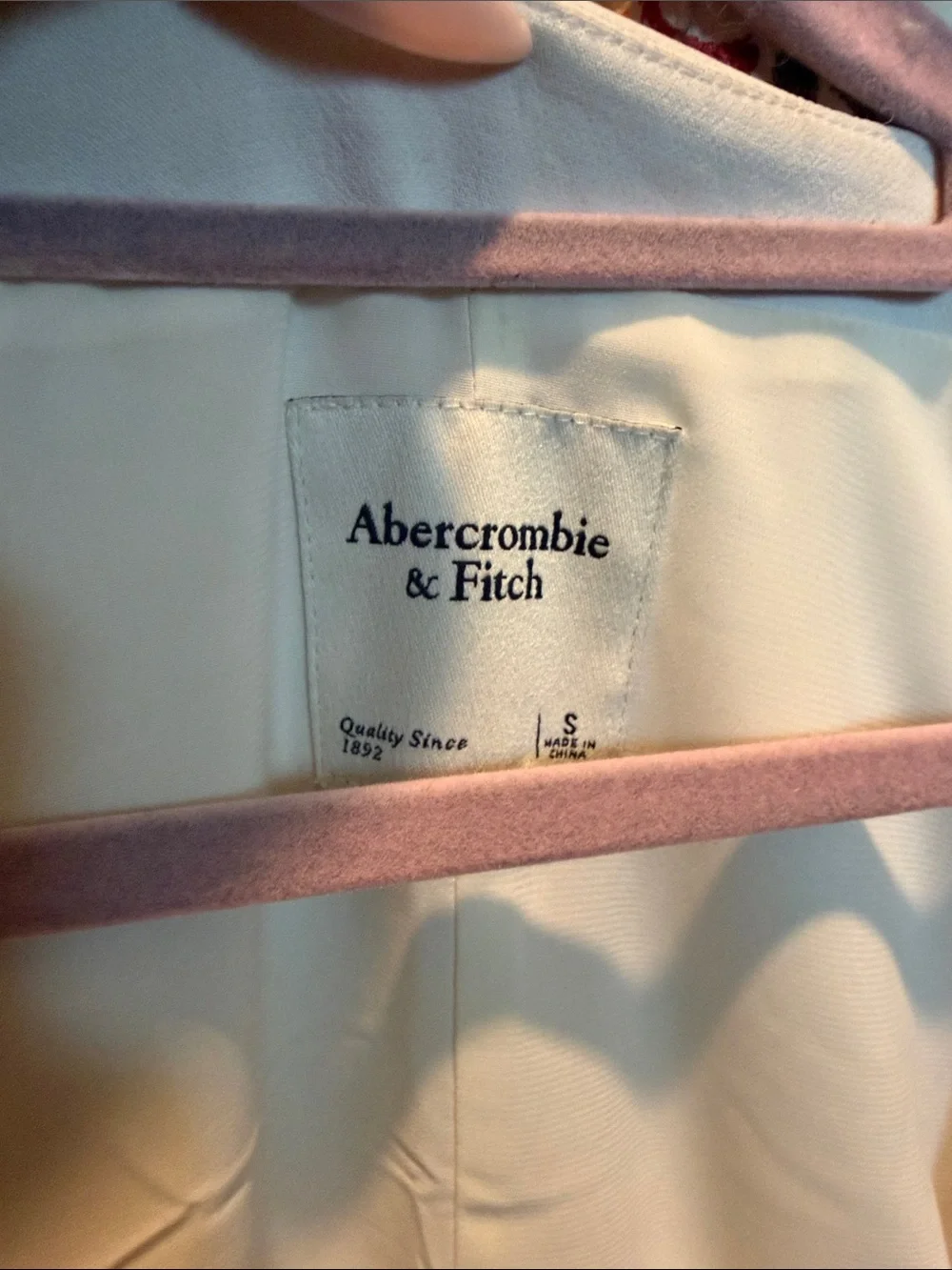 Abercrombie & Fitch Cream Button-Front Sleeveless Dress 🥥